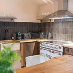 Quirky Retreats - The Coach House