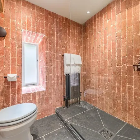 Quirky Retreats - The Coach House