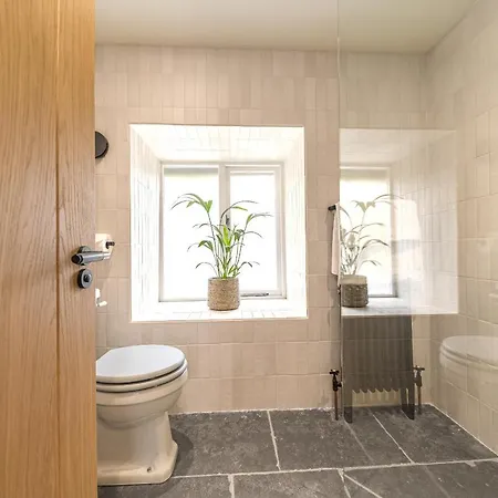 Quirky Retreats - The Coach House