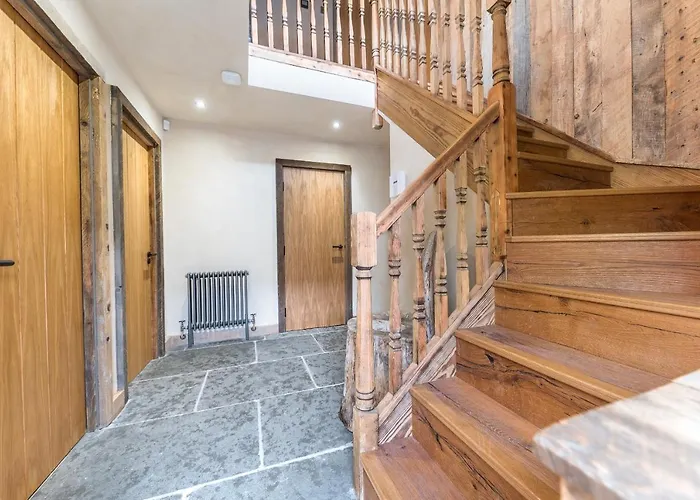 Quirky Retreats - The Coach House 度假居