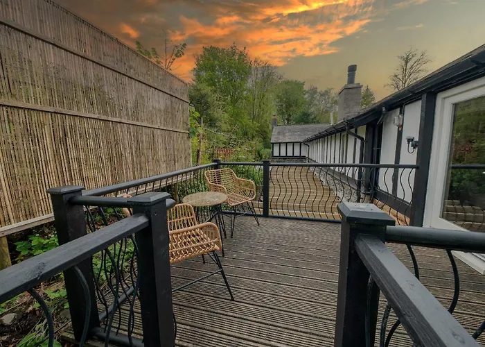 Quirky Retreats - The Coach House 度假居 温德米尔