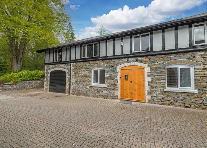 Quirky Retreats - The Coach House *