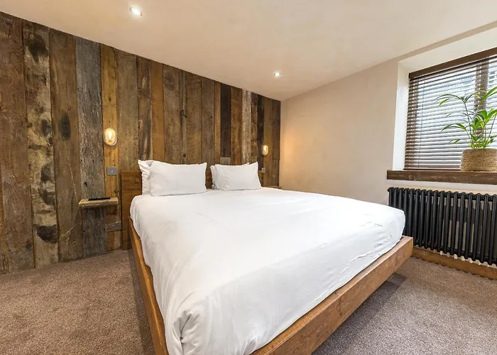 Quirky Retreats - The Coach House 度假居 *