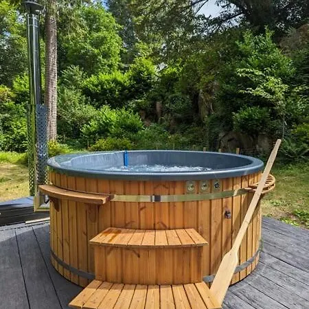 Quirky Retreats - The Coach House *